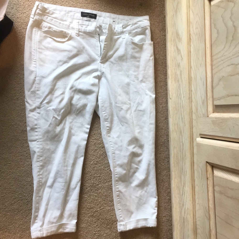 White Cropped Jeans
